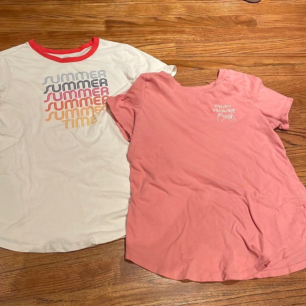 2 old navy shirts